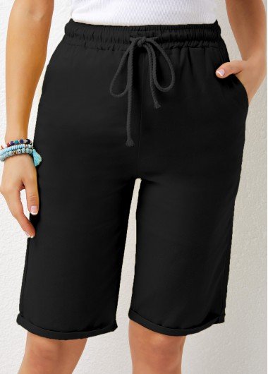 Pocket Detail Drawstring Waist Solid Shorts