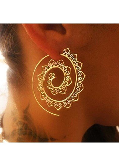 Heart Deaign Gold Metal Detail Retro Earrin Set