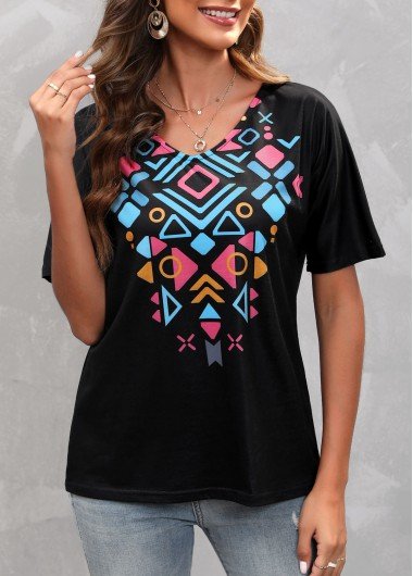 Black Geometric Print V Neck T Shirt